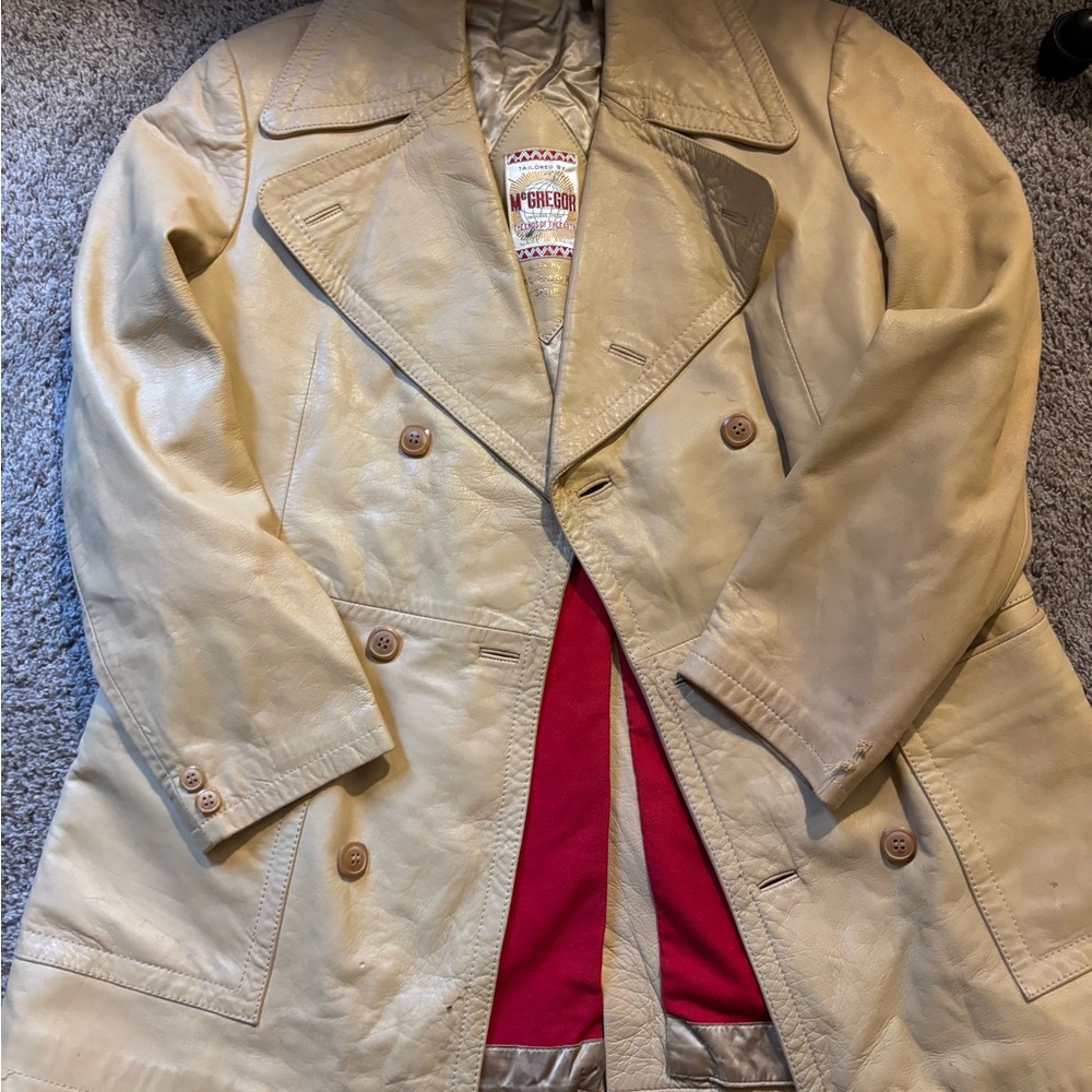 McGregor Cream Trench Coat Classic Double-Breasted Design